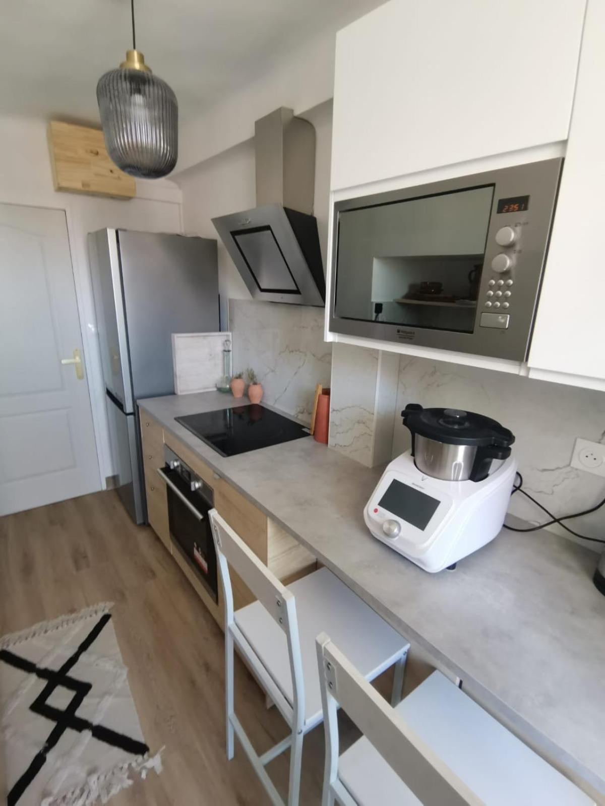 Massilia Calling Appartement Marseille Proche Metro Climatise Bien Decore Eksteriør bilde
